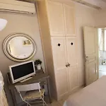 Casa Svalba Ровинь