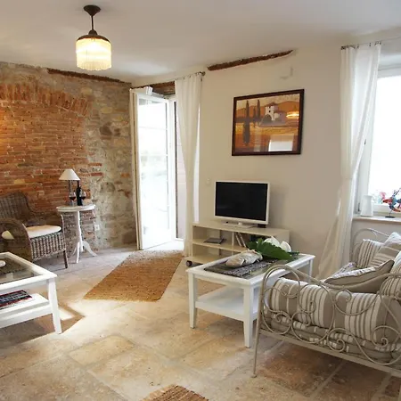 Apartment Casa Svalba *