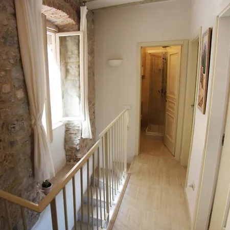 Casa Svalba Apartment *
