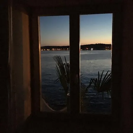 Casa Svalba Lägenhet